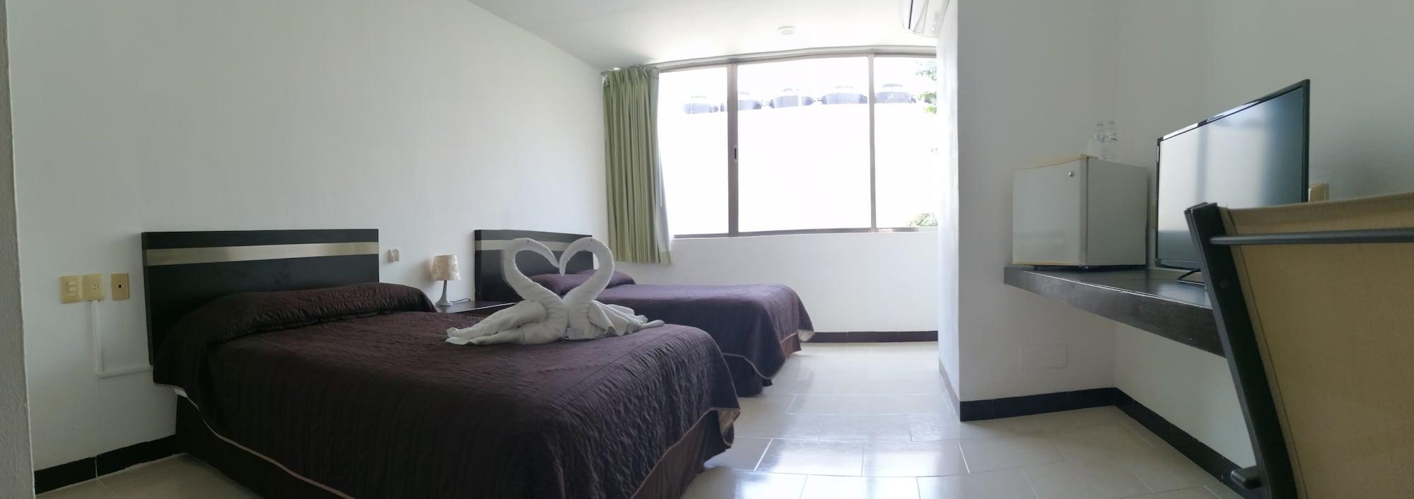 Hotel Plaza Playa Playa del Carmen Bagian luar foto