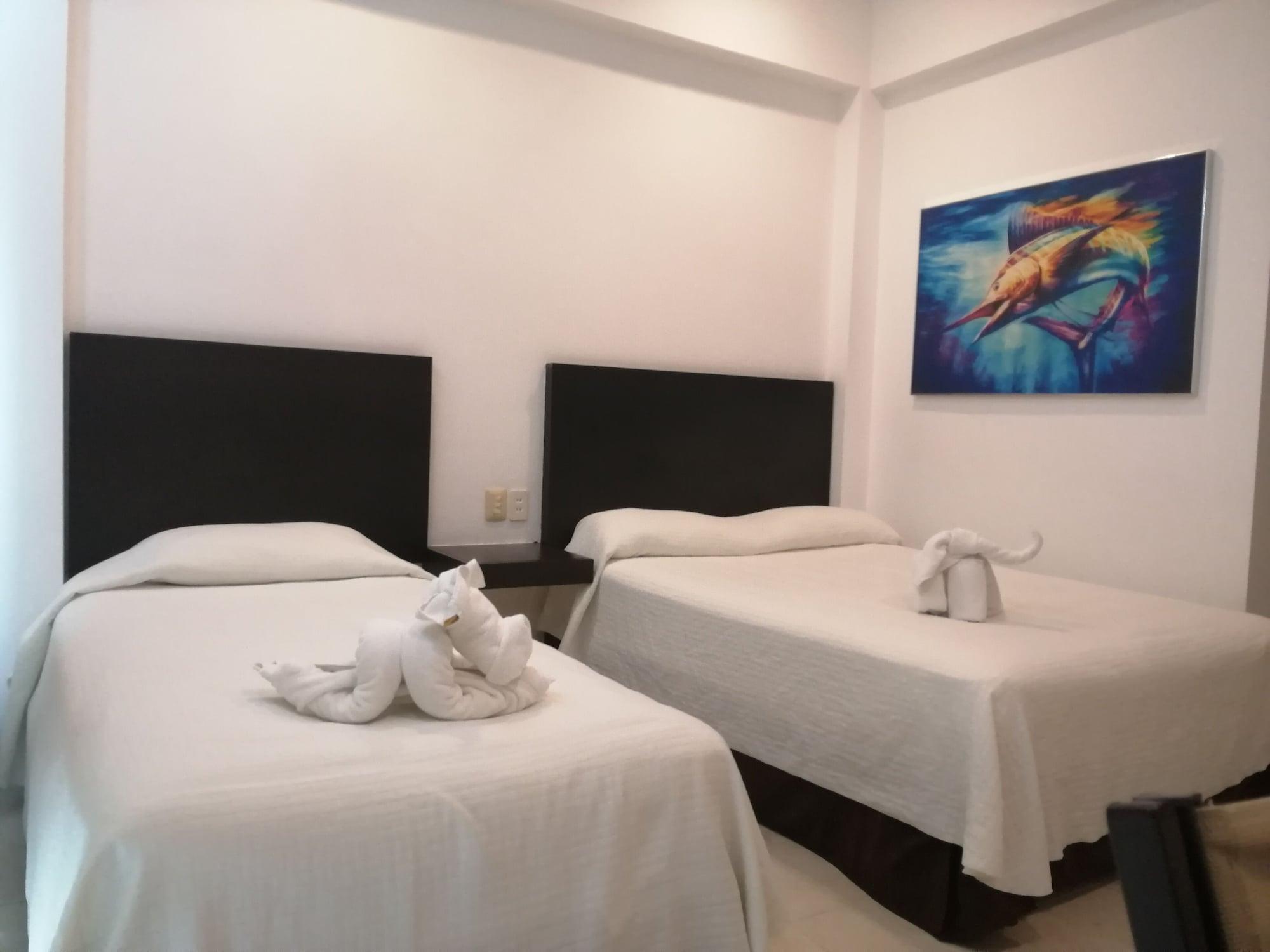 Hotel Plaza Playa Playa del Carmen Bagian luar foto