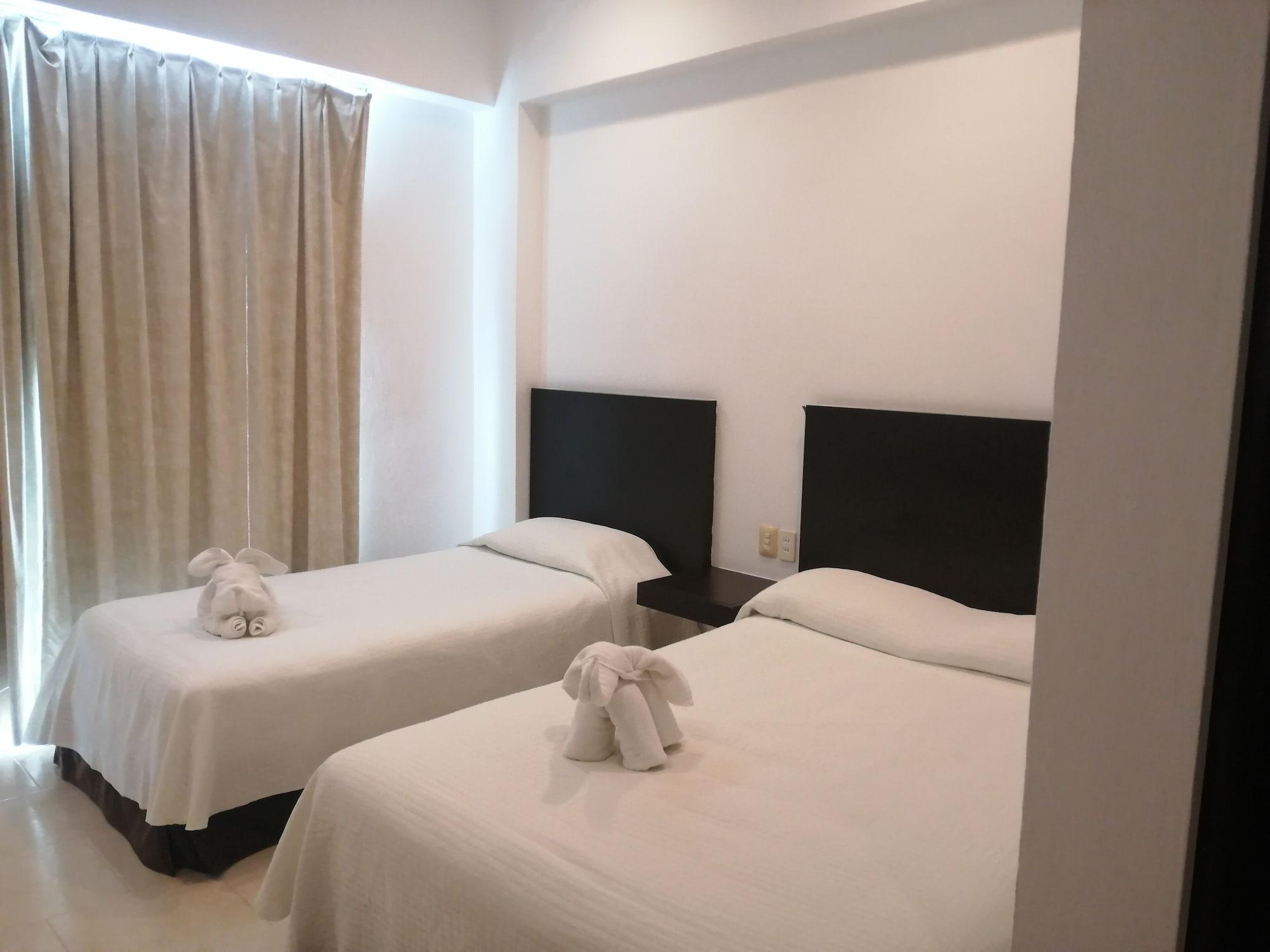 Hotel Plaza Playa Playa del Carmen Bagian luar foto