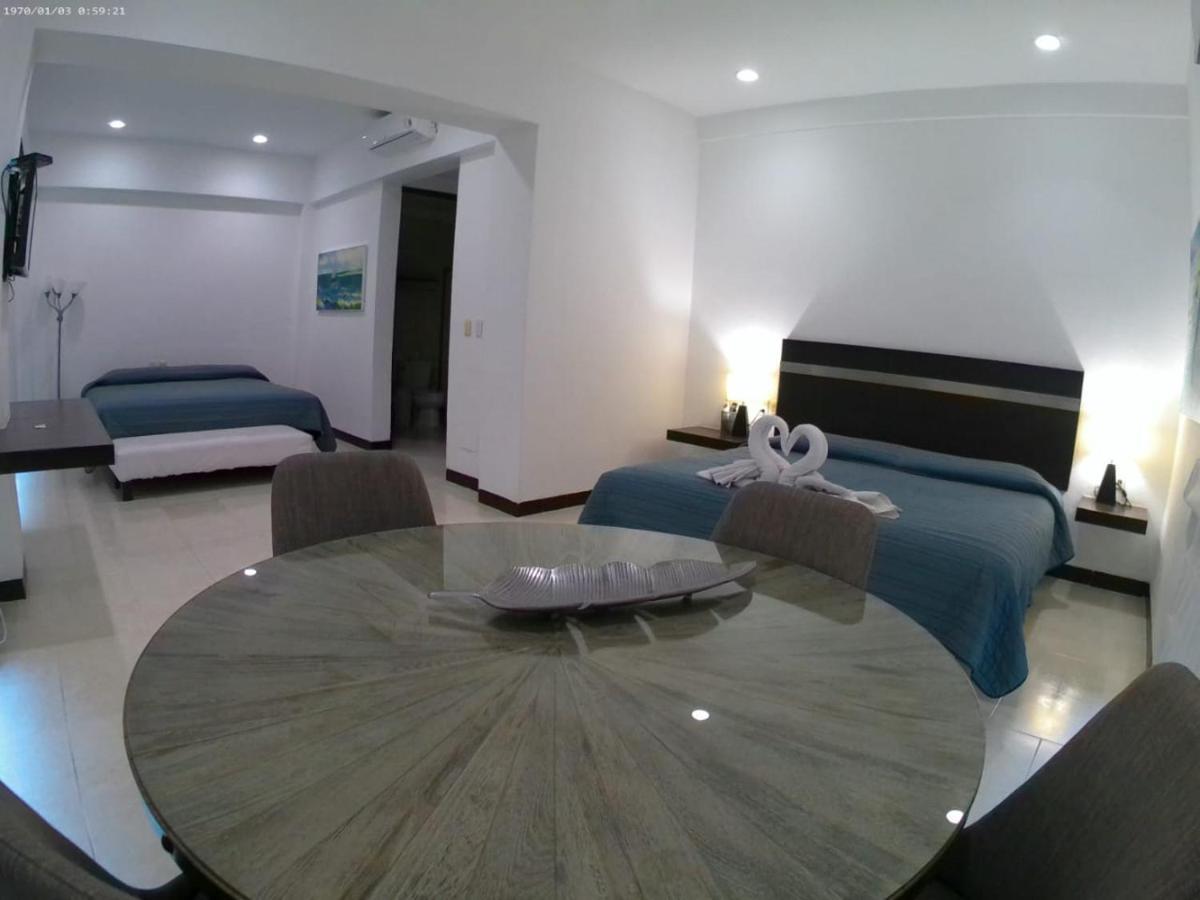 Hotel Plaza Playa Playa del Carmen Bagian luar foto