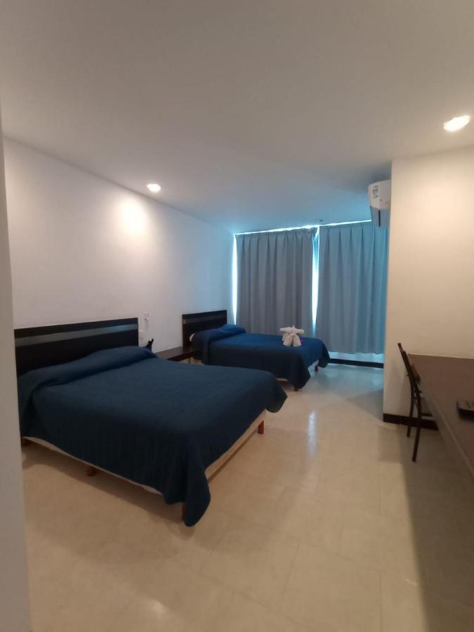 Hotel Plaza Playa Playa del Carmen Bagian luar foto