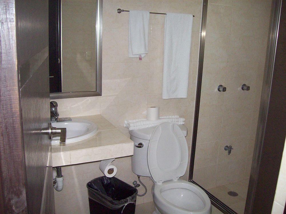 Hotel Plaza Playa Playa del Carmen Bagian luar foto