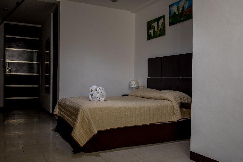 Hotel Plaza Playa Playa del Carmen Bagian luar foto